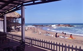 Playa Roca Beach Hotel